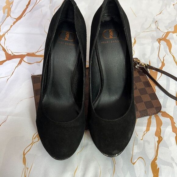 Kelsi Dagger - Picture 3 of 13